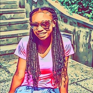 Meet your Posher, Destini